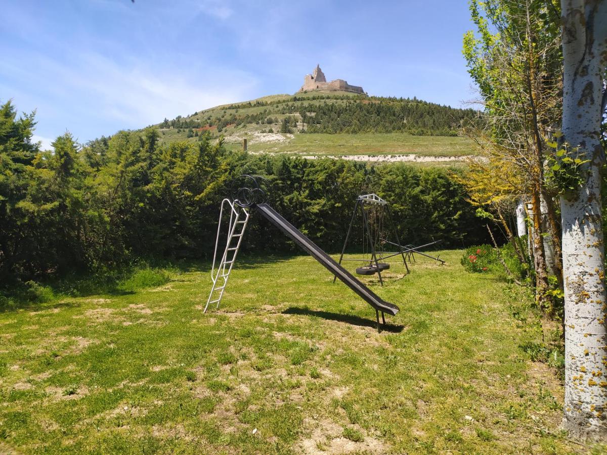 Camino De Santiago Hostel Castrojeriz Bagian luar foto